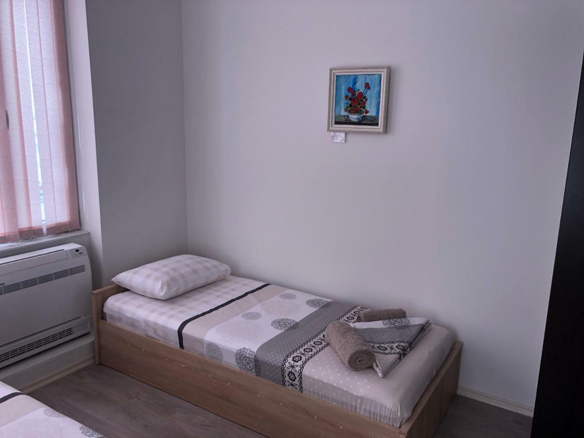 Guest Rooms Opera Plovdiv Eksteriør billede