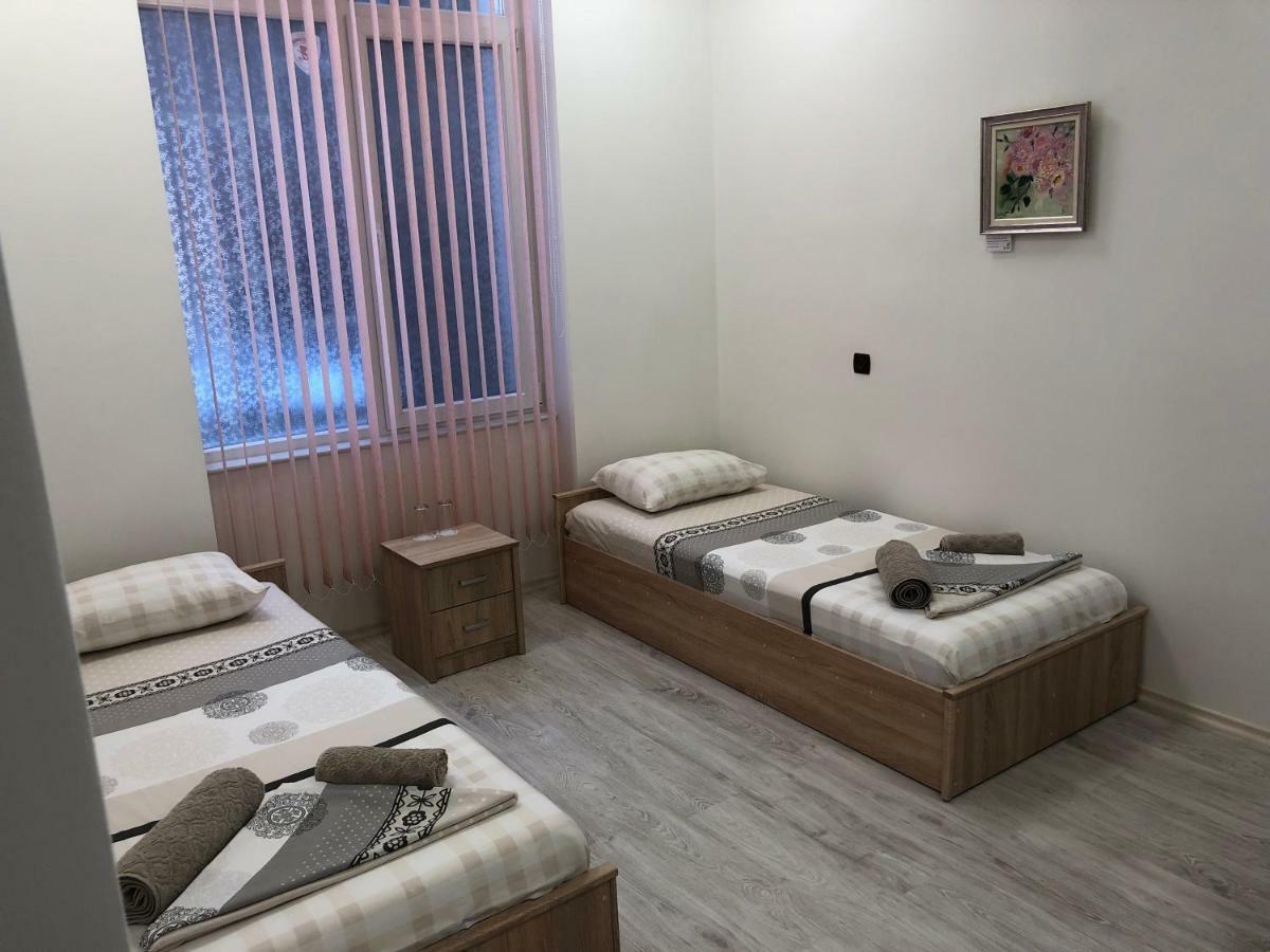 Guest Rooms Opera Plovdiv Eksteriør billede