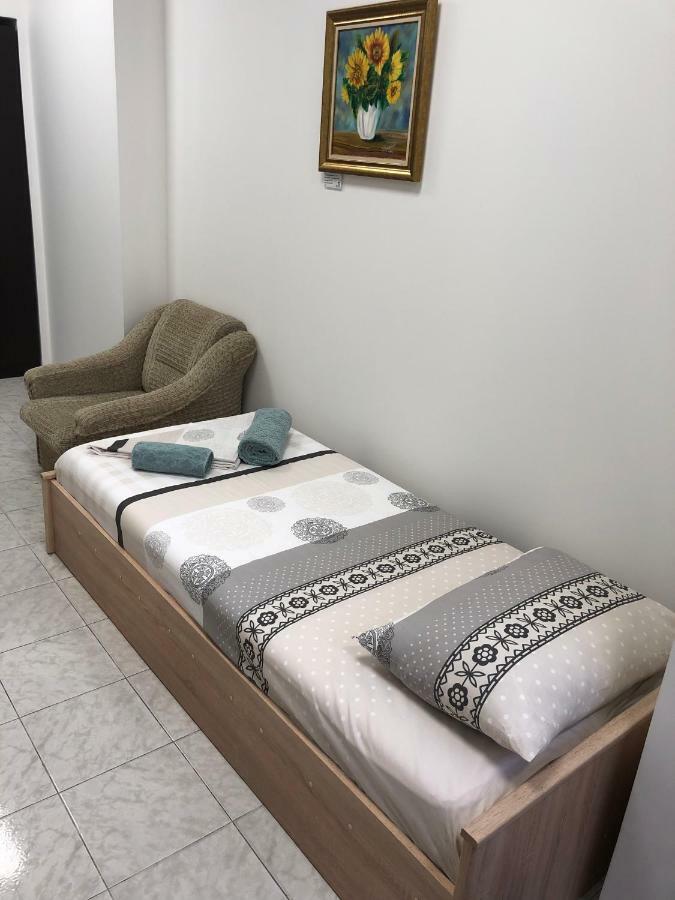 Guest Rooms Opera Plovdiv Eksteriør billede