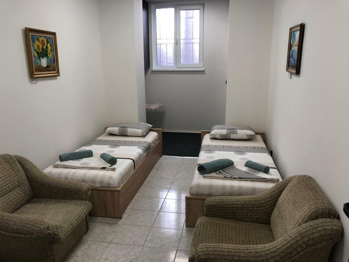 Guest Rooms Opera Plovdiv Eksteriør billede