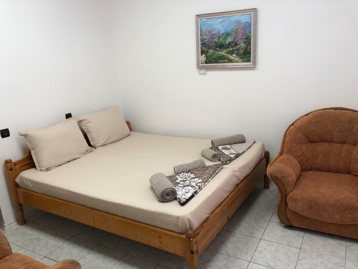 Guest Rooms Opera Plovdiv Eksteriør billede