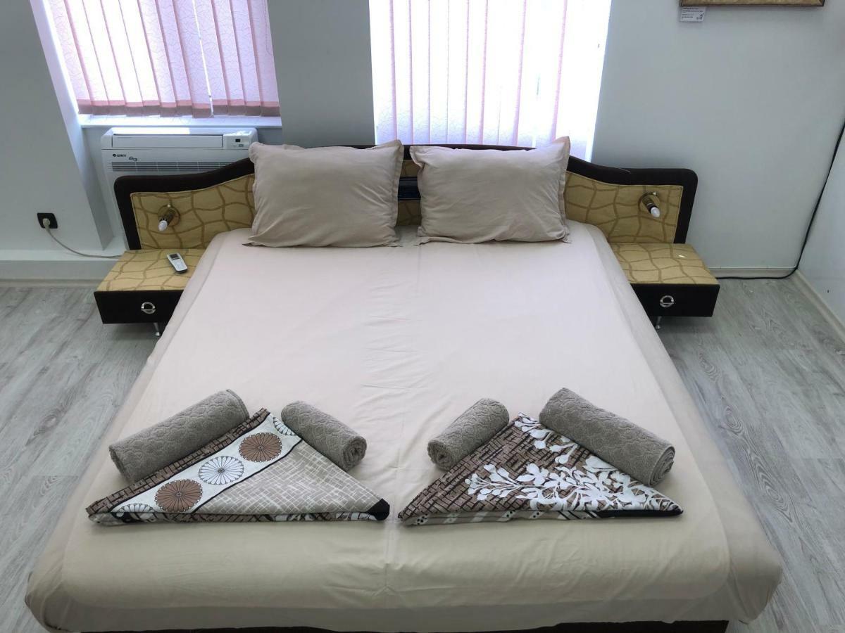 Guest Rooms Opera Plovdiv Eksteriør billede