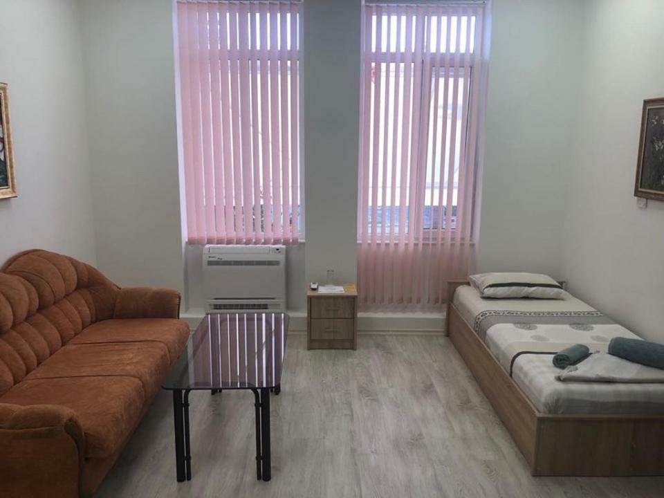 Guest Rooms Opera Plovdiv Eksteriør billede