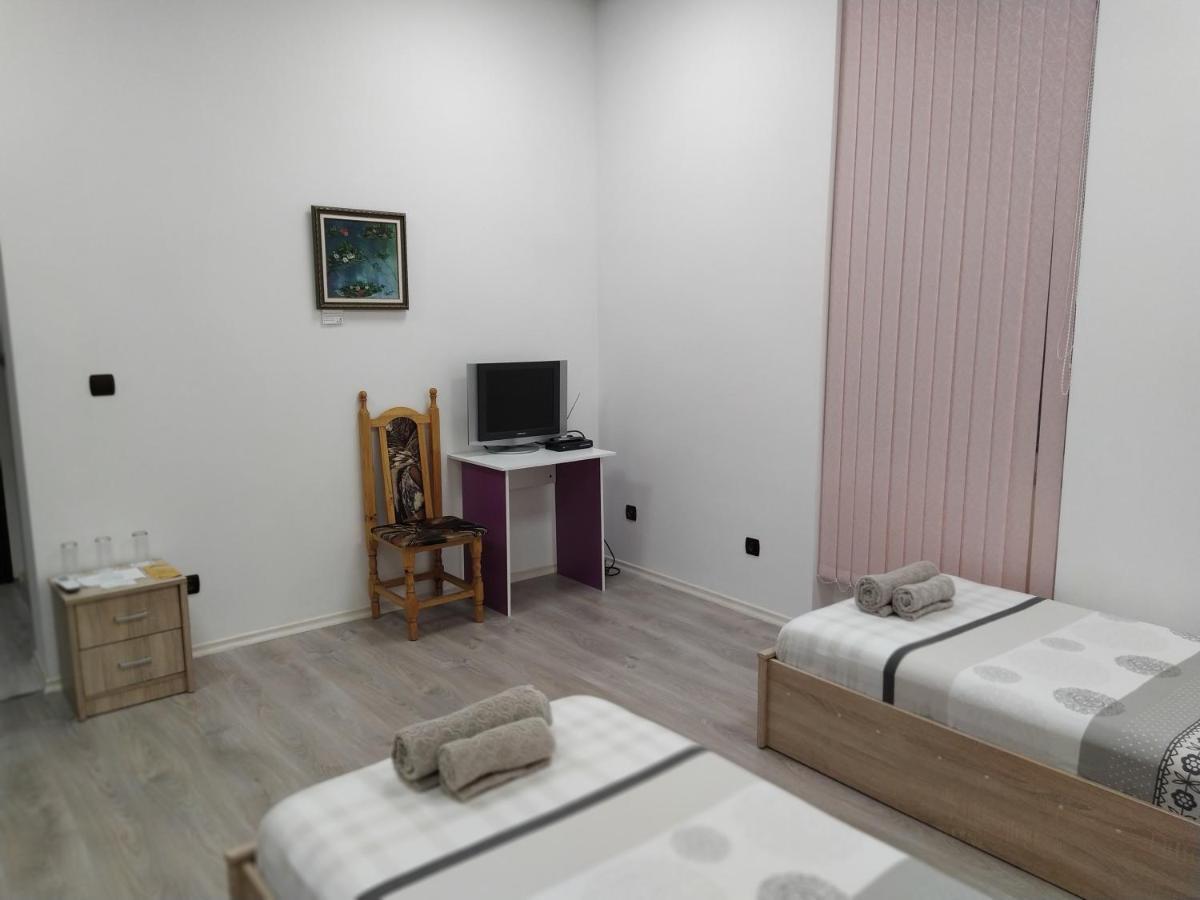 Guest Rooms Opera Plovdiv Eksteriør billede